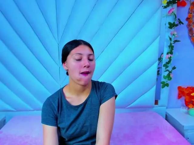 Offline LunaBennett on BongaCams