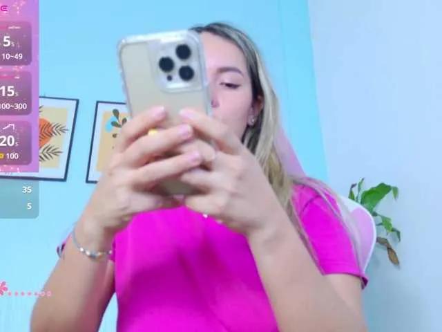 Freechat LunaBiely on BongaCams