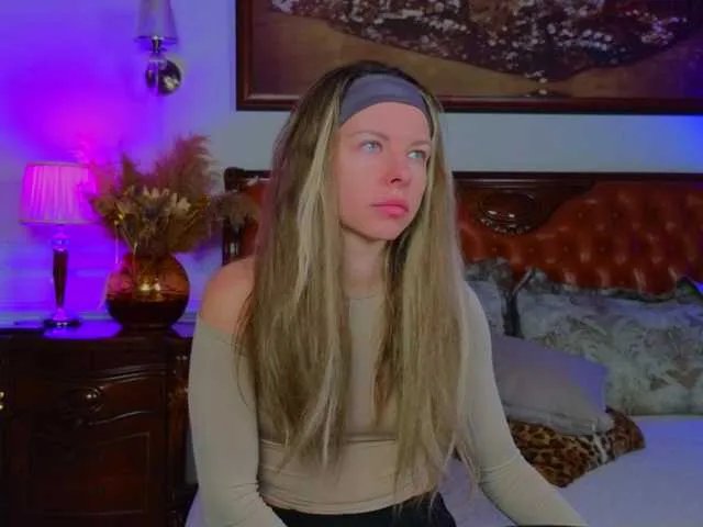 LunaRishi — Freechat on BongaCams