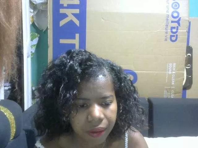 Maha19x on BongaCams