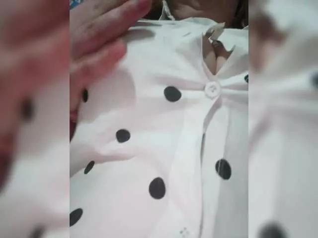 Offline Malaya11 on BongaCams