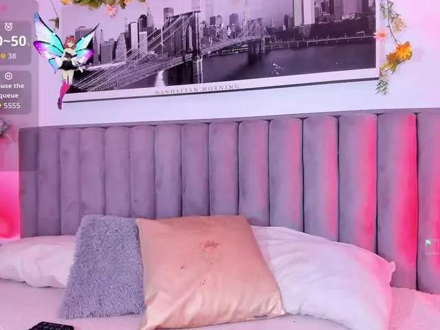 Offline MandyWester on BongaCams