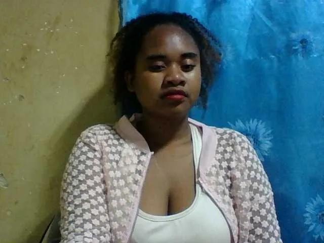 Offline Marie121 on BongaCams