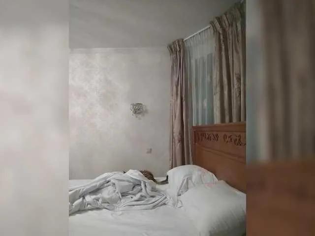 Offline Marionaa on BongaCams