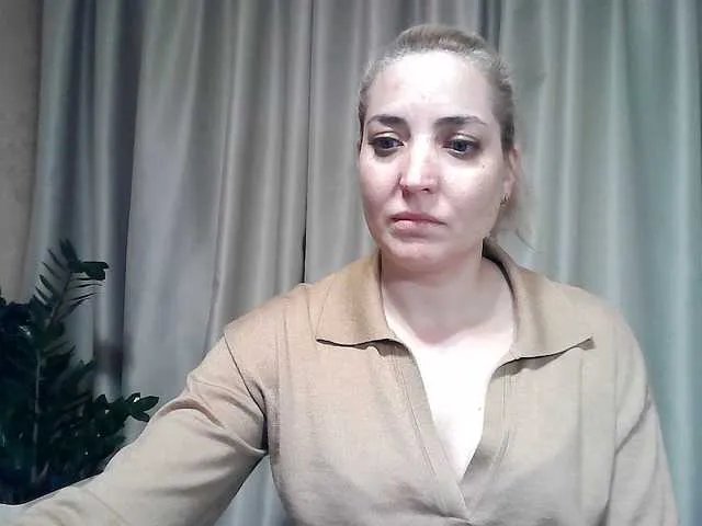 Offline mariska-kiska on BongaCams