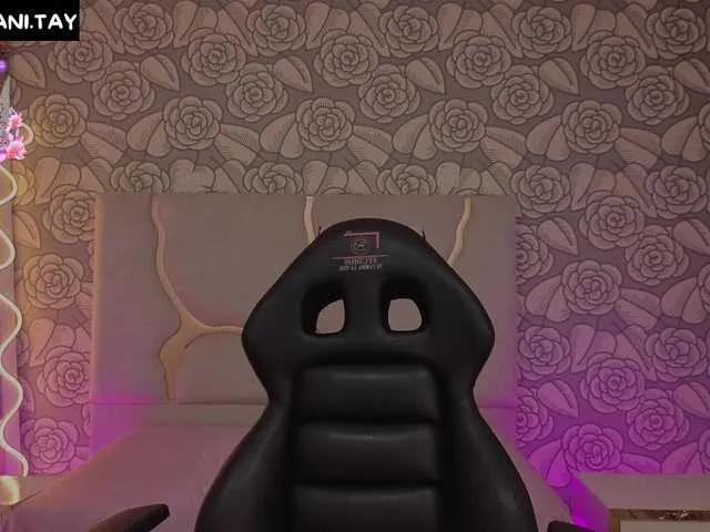 Offline Mellani-tay on BongaCams