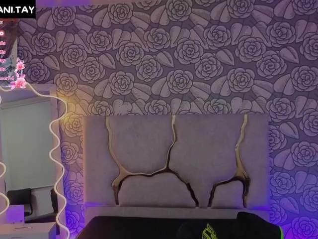 Offline Mellani-tay on BongaCams