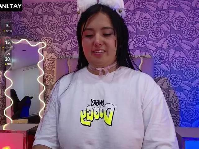 Offline Mellani-tay on BongaCams
