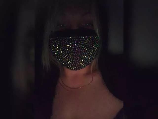 MeriBoos on BongaCams