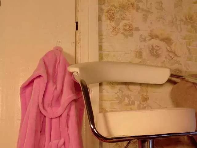 Freechat Milforja on BongaCams