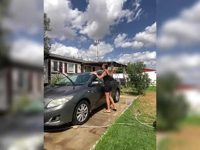 Offline MilkaMilfMilka on BongaCams