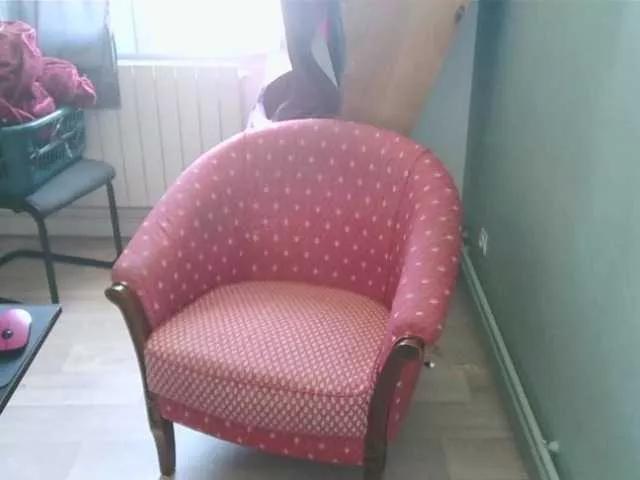 Offline Minettesexy24 on BongaCams