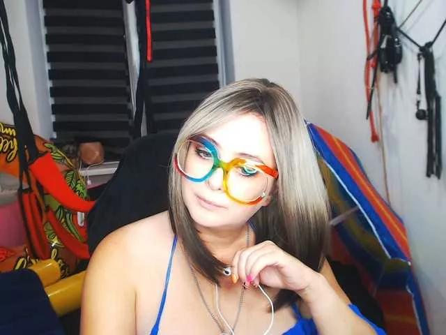 Freechat missGODDESS on BongaCams