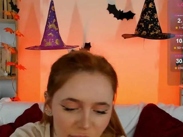 Freechat MissRedFox on BongaCams