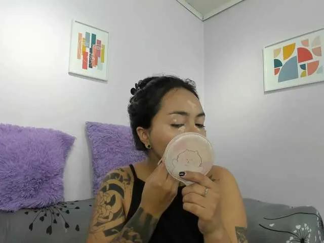 Offline MissSoffiMorel on BongaCams