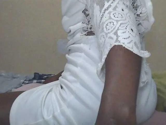 Offline MlleKali on BongaCams