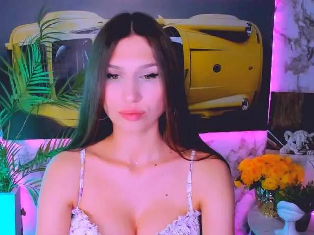 Offline Mollyinyourmind on BongaCams