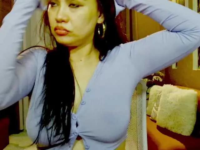 MorenaLee on BongaCams