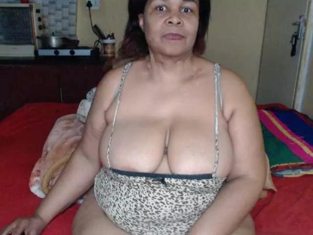 Offline Mydreamgirrl on BongaCams