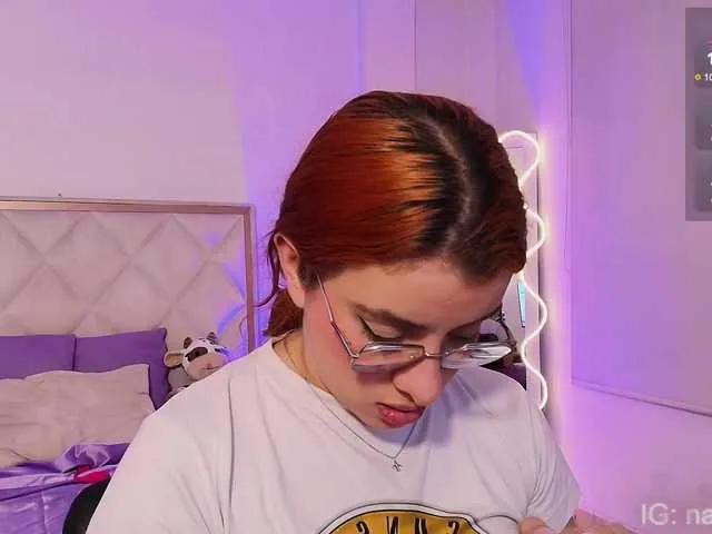 Naomy-tay1 — I get excited when they kiss me with lust, kisses on the neck, ears, back... ufff touching my body, spanking