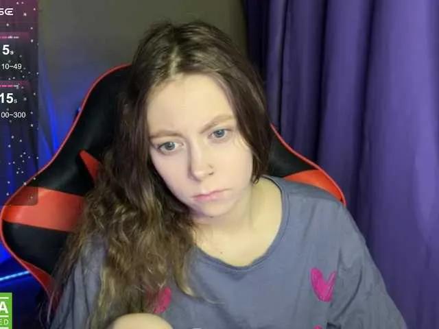 Offline Natural-babe666 on BongaCams