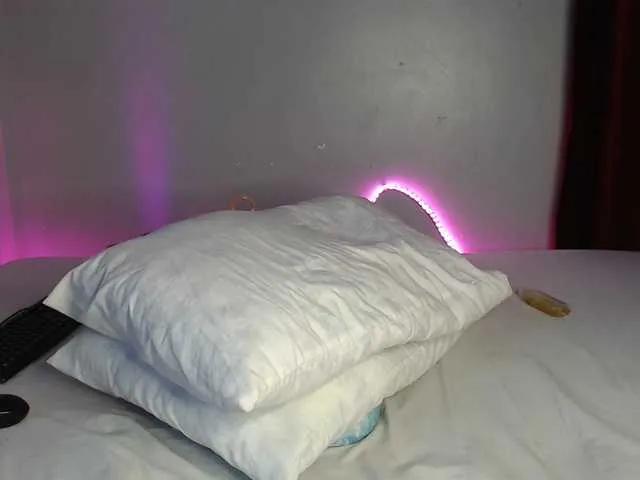 Offline Naughty-nymph on BongaCams