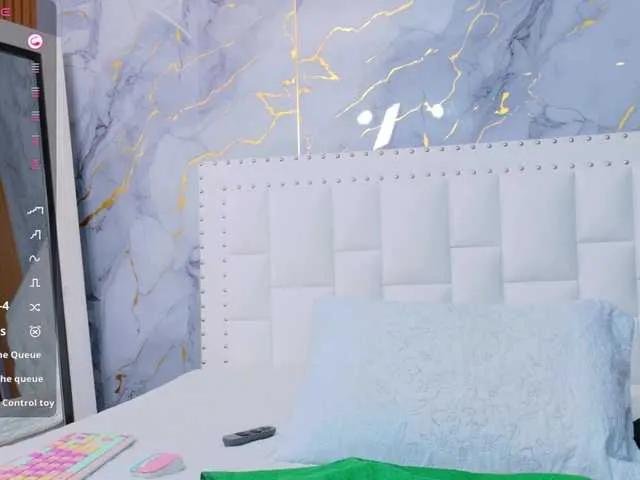 Freechat naughtyebonyy on BongaCams