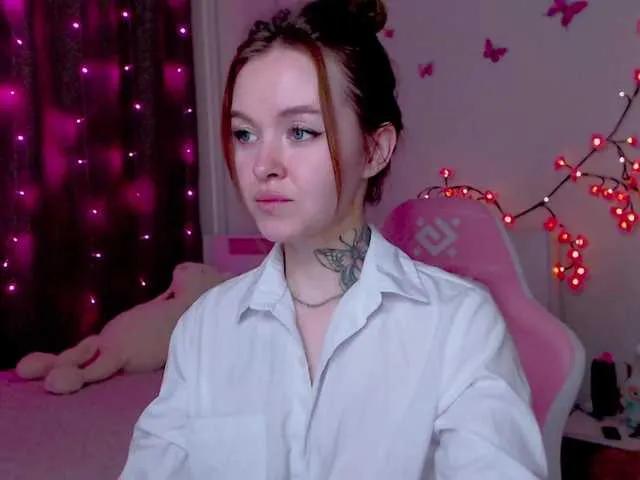 Offline NaughtyMable on BongaCams