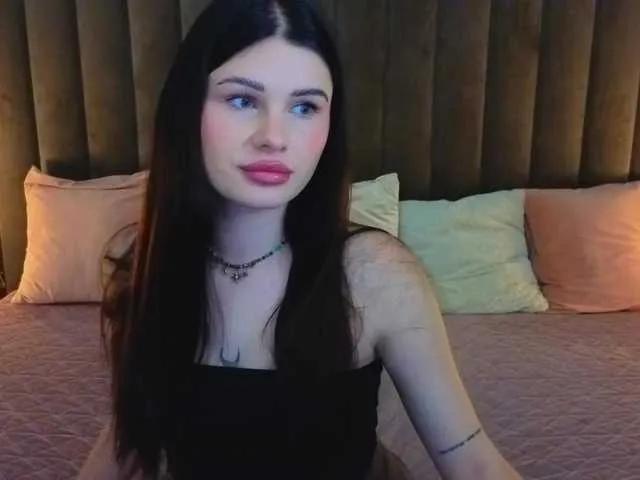 Offline NeylaCharm on BongaCams