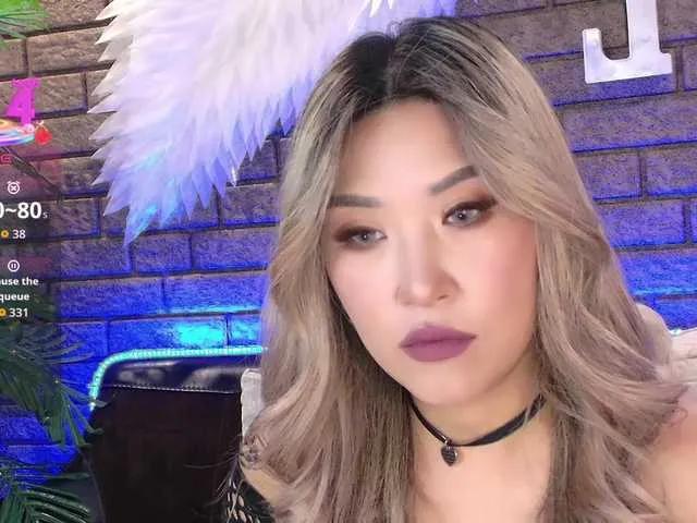 nickyowl on BongaCams