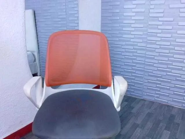 Offline nymplo-bff on BongaCams