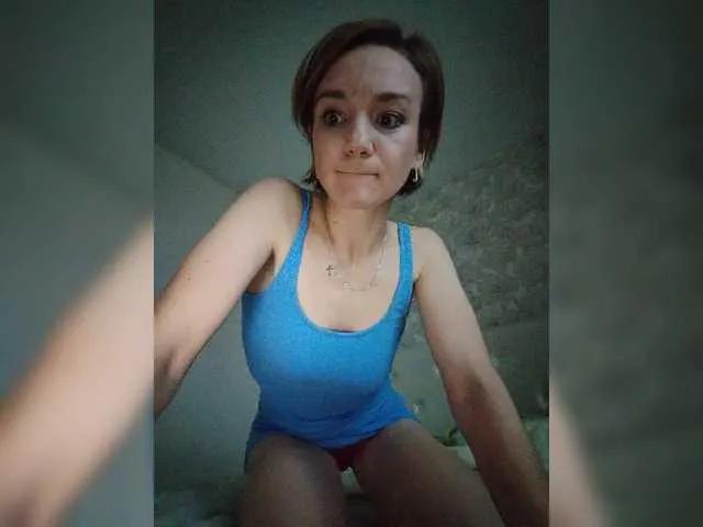Freechat Olia-81 on BongaCams