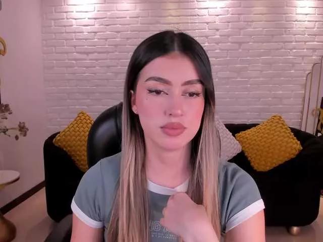 Freechat PaulinaSantos1 on BongaCams