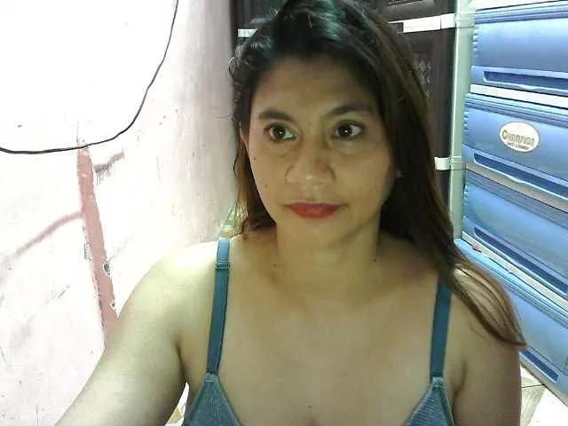 Offline peenastyfame on BongaCams