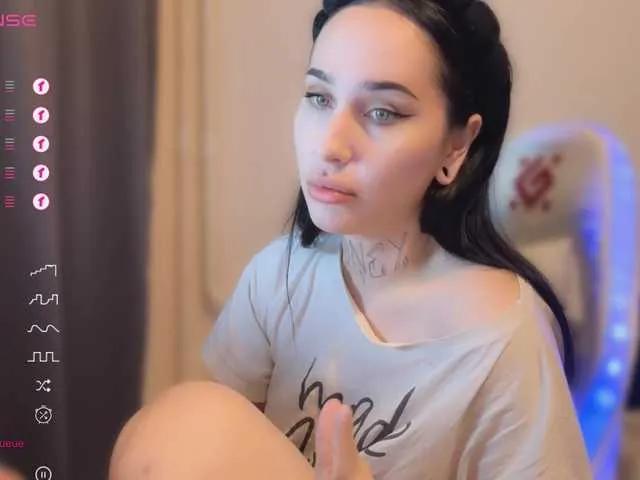 Offline PinkyNastyx on BongaCams