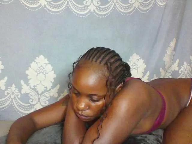 Freechat Prettydarksin on BongaCams