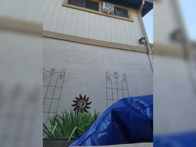 Offline Prurient-Gem on BongaCams