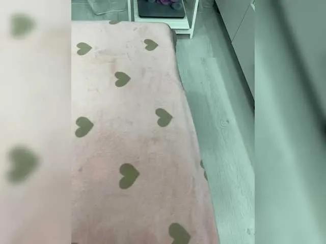 Offline puppy19 on BongaCams