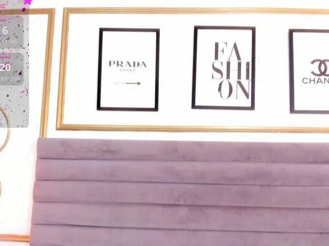 Offline Ririblonde on BongaCams