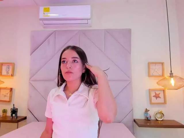 Freechat roxana-mill on BongaCams