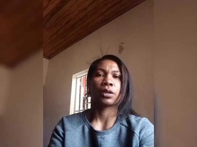 Offline Rsylvie on BongaCams