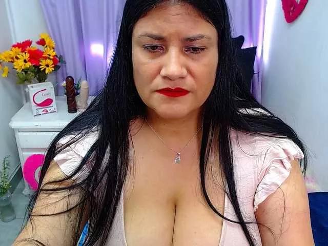 Offline salomex on BongaCams