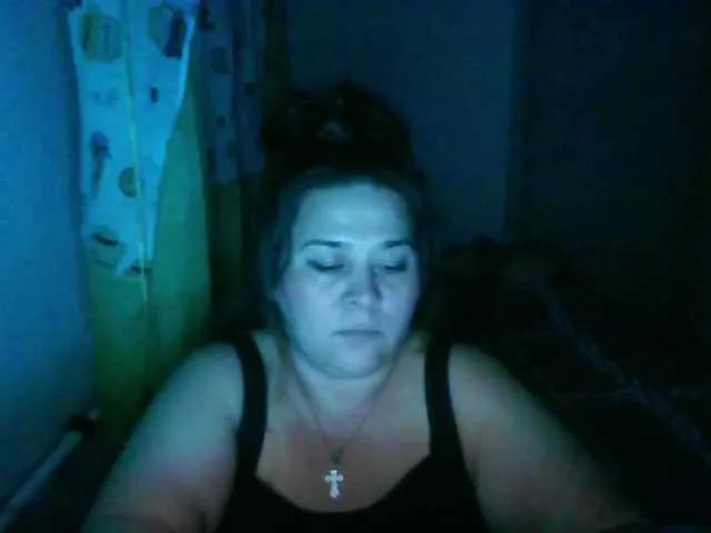 Offline sarrarey on BongaCams