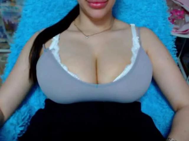 Freechat SeuHot on BongaCams