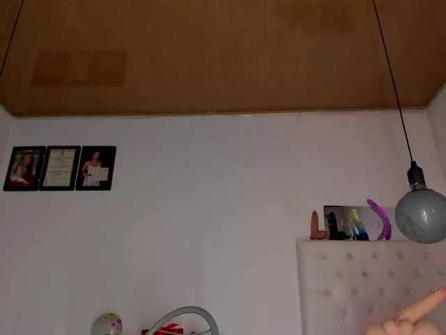 Freechat Shannon-kane on BongaCams