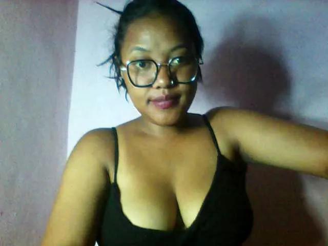 Freechat Sheilkahsexy on BongaCams