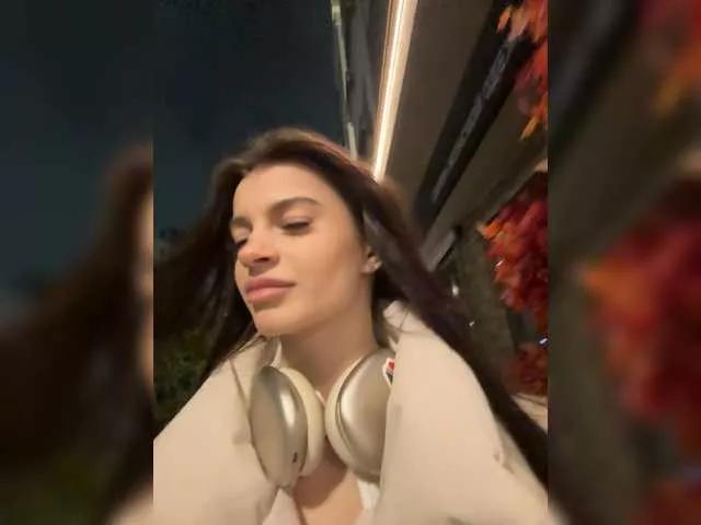 Offline shottup on BongaCams