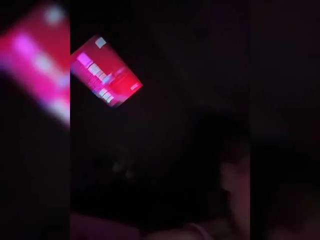 Offline Simonka on BongaCams