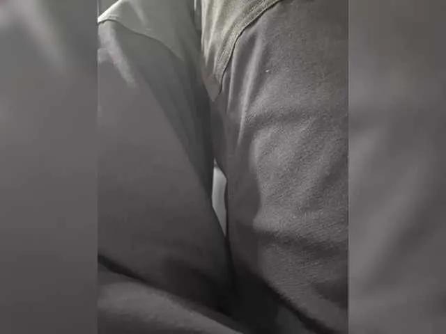 Offline skeiterixxx123 on BongaCams