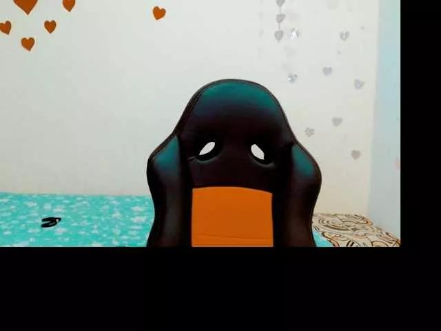 Offline sofilopez on BongaCams